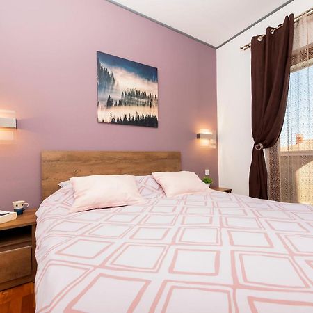 Apartments Branko Rovinj Exterior photo