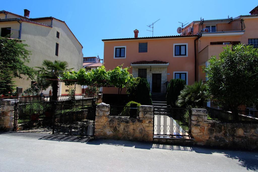 Apartments Branko Rovinj Exterior photo
